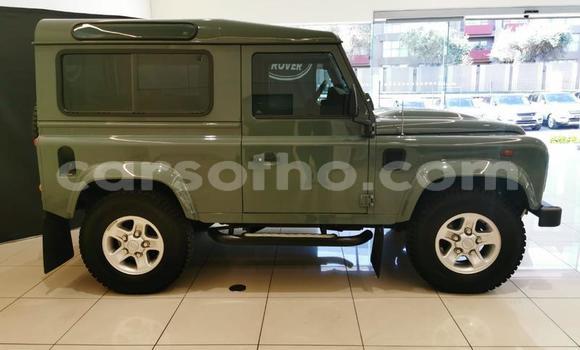 Sayi Na hannu Land Rover Defender Green Mota in Hlotse a Leribe Sayi Na hannu Land Rover Defender Green Mota in Hlotse a Leribe