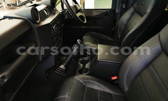 Sayi Na hannu Land Rover Defender Green Mota in Hlotse a Leribe Sayi Na hannu Land Rover Defender Green Mota in Hlotse a Leribe