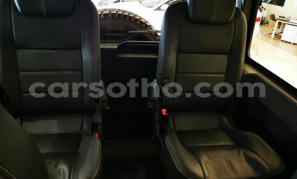 Sayi Na hannu Land Rover Defender Green Mota in Hlotse a Leribe Sayi Na hannu Land Rover Defender Green Mota in Hlotse a Leribe