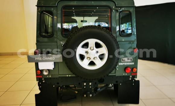 Sayi Na hannu Land Rover Defender Green Mota in Hlotse a Leribe Sayi Na hannu Land Rover Defender Green Mota in Hlotse a Leribe