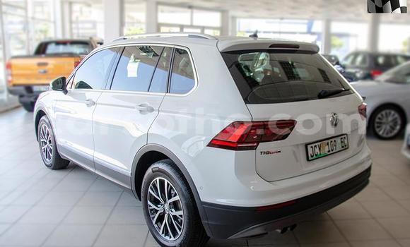 Sayi Na hannu Volkswagen Tiguan White Mota in Maputsoe a Leribe Sayi Na hannu Volkswagen Tiguan White Mota in Maputsoe a Leribe