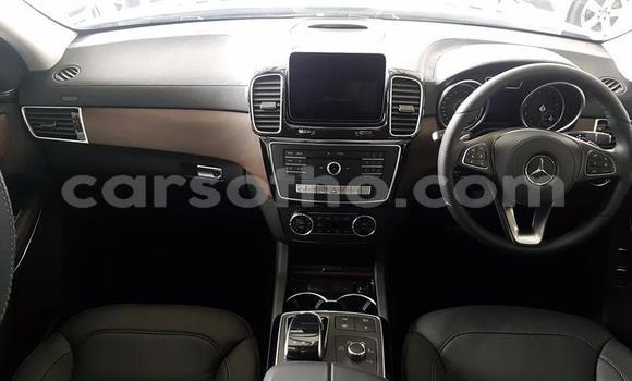 Sayi Na hannu Mercedes-Benz GLA-klasse AMG White Mota in Roma a Maseru Sayi Na hannu Mercedes-Benz GLA-klasse AMG White Mota in Roma a Maseru