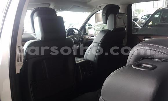 Sayi Na hannu Mercedes-Benz GLA-klasse AMG White Mota in Roma a Maseru Sayi Na hannu Mercedes-Benz GLA-klasse AMG White Mota in Roma a Maseru