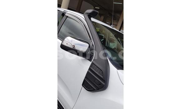 Sayi Na hannu Ford Ranger White Mota in Maseru a Maseru Sayi Na hannu Ford Ranger White Mota in Maseru a Maseru