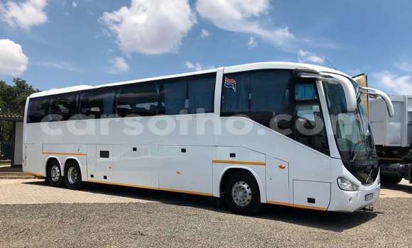 اشتري مستعمل Volvo F4 White شاحنة في Maseru في Maseru اشتري مستعمل Volvo F4 White شاحنة في Maseru في Maseru