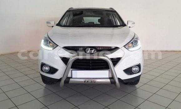 Acheter Occasion Voiture Hyundai ix35 Blanc à Maseru, Maseru Acheter Occasion Voiture Hyundai ix35 Blanc à Maseru, Maseru