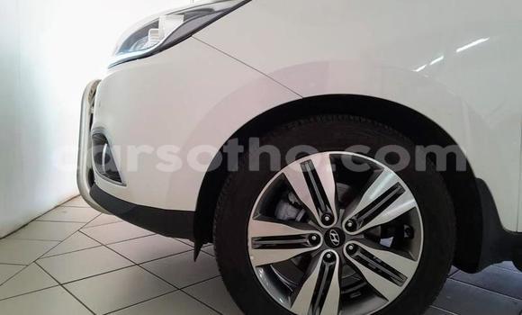 Acheter Occasion Voiture Hyundai ix35 Blanc à Maseru, Maseru Acheter Occasion Voiture Hyundai ix35 Blanc à Maseru, Maseru