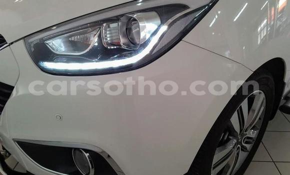 Acheter Occasion Voiture Hyundai ix35 Blanc à Maseru, Maseru Acheter Occasion Voiture Hyundai ix35 Blanc à Maseru, Maseru