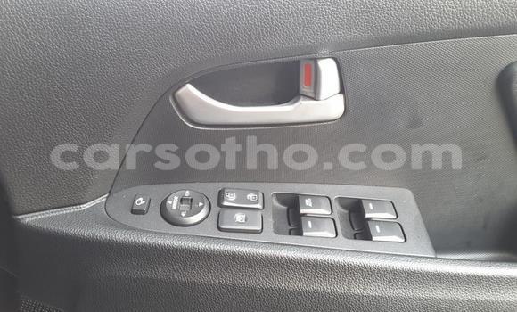 Sayi Na hannu Kia Sportage Silver Mota in Thaba–Tseka a Mafeteng Sayi Na hannu Kia Sportage Silver Mota in Thaba–Tseka a Mafeteng