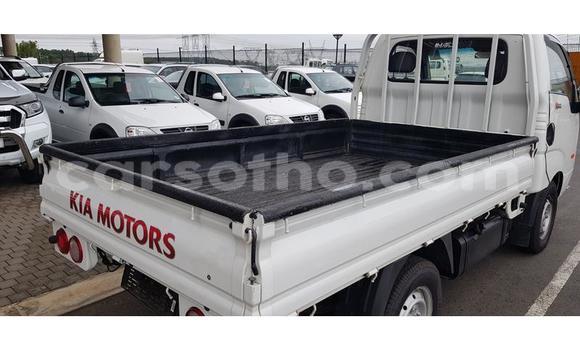 Acheter Occasion Voiture Kia K3 Blanc à Maseru, Maseru Acheter Occasion Voiture Kia K3 Blanc à Maseru, Maseru
