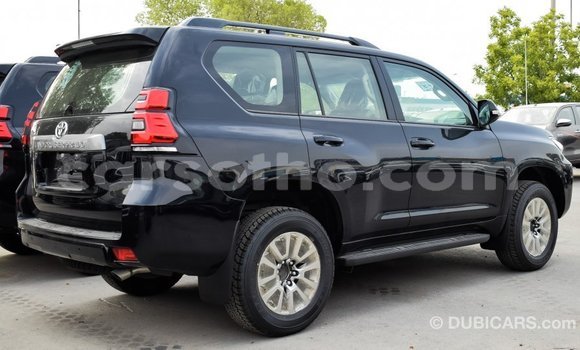 Sayi Imported Toyota Land Cruiser Black Mota in Import - Dubai a Maseru Sayi Imported Toyota Land Cruiser Black Mota in Import - Dubai a Maseru