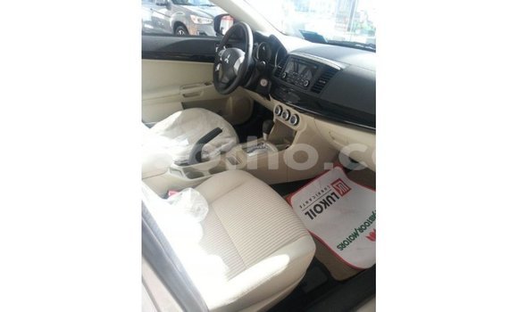 اشتري Imported Mitsubishi L200 Other سيارة في Import - Dubai في Maseru اشتري Imported Mitsubishi L200 Other سيارة في Import - Dubai في Maseru