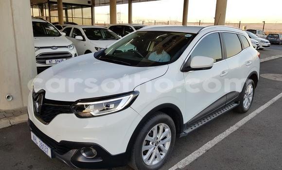 Sayi Na hannu Renault Kadjar White Mota in Maseru a Maseru Sayi Na hannu Renault Kadjar White Mota in Maseru a Maseru