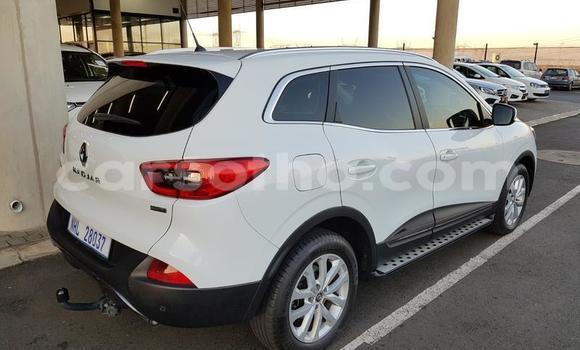 Sayi Na hannu Renault Kadjar White Mota in Maseru a Maseru Sayi Na hannu Renault Kadjar White Mota in Maseru a Maseru