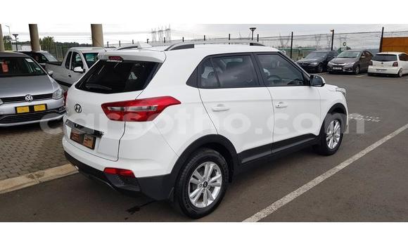 Sayi Na hannu Hyundai Creta White Mota in Maseru a Maseru Sayi Na hannu Hyundai Creta White Mota in Maseru a Maseru