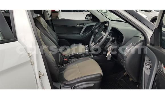 Sayi Na hannu Hyundai Creta White Mota in Maseru a Maseru Sayi Na hannu Hyundai Creta White Mota in Maseru a Maseru