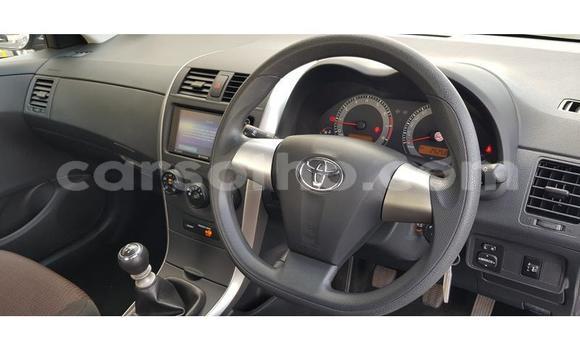 Sayi Na hannu Toyota Corolla Silver Mota in Maseru a Maseru Sayi Na hannu Toyota Corolla Silver Mota in Maseru a Maseru