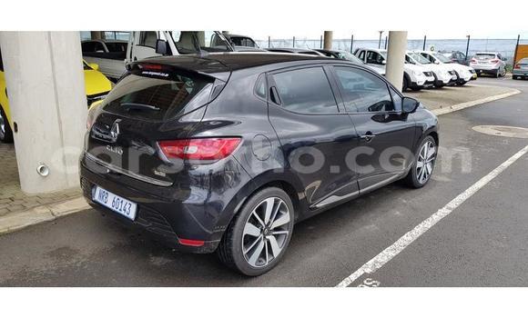 Sayi Na hannu Renault Clio Black Mota in Maseru a Maseru Sayi Na hannu Renault Clio Black Mota in Maseru a Maseru