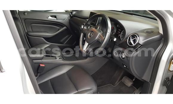 Acheter Occasion Voiture Mercedes-Benz B-klasse Gris à Maseru, Maseru Acheter Occasion Voiture Mercedes-Benz B-klasse Gris à Maseru, Maseru