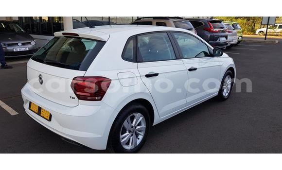 Acheter Occasion Voiture Volkswagen Polo Blanc à Maseru, Maseru Acheter Occasion Voiture Volkswagen Polo Blanc à Maseru, Maseru