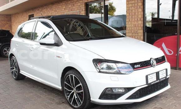 Buy Used Volkswagen Golf GTI White Car in Butha Buthe in Butha-Buthe Buy Used Volkswagen Golf GTI White Car in Butha Buthe in Butha-Buthe