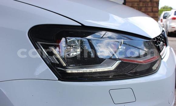 Buy Used Volkswagen Golf GTI White Car in Butha Buthe in Butha-Buthe Buy Used Volkswagen Golf GTI White Car in Butha Buthe in Butha-Buthe