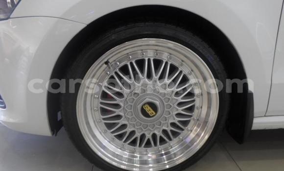 اشتري مستعمل Volkswagen Polo White سيارة في Maputsoe في Leribe اشتري مستعمل Volkswagen Polo White سيارة في Maputsoe في Leribe