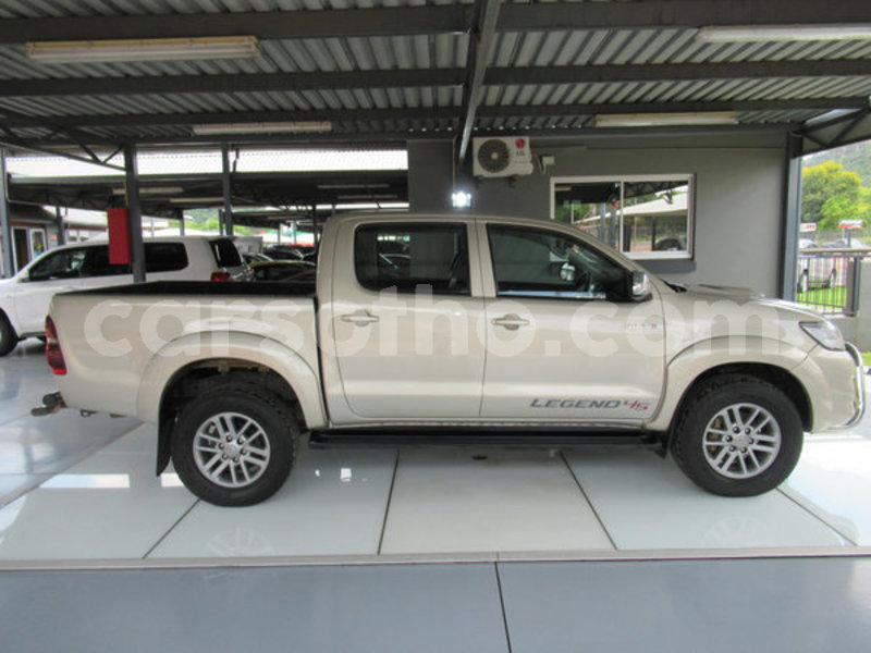 Big with watermark toyota hilux leribe maputsoa 15315