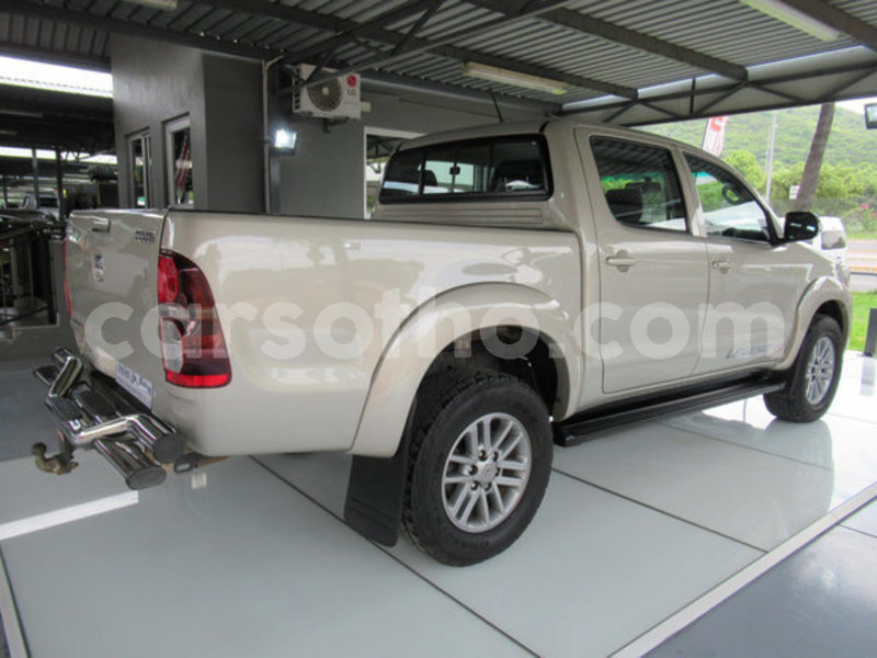 Big with watermark toyota hilux leribe maputsoa 15315