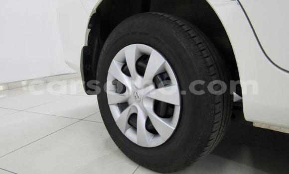 Sayi Na hannu Toyota Avanza White Mota in Roma a Maseru Sayi Na hannu Toyota Avanza White Mota in Roma a Maseru