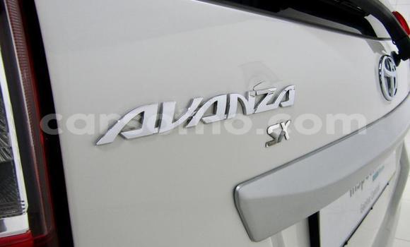 Sayi Na hannu Toyota Avanza White Mota in Roma a Maseru Sayi Na hannu Toyota Avanza White Mota in Roma a Maseru