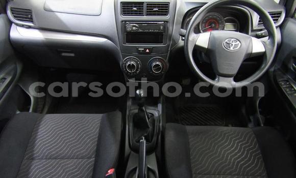 Sayi Na hannu Toyota Avanza White Mota in Roma a Maseru Sayi Na hannu Toyota Avanza White Mota in Roma a Maseru