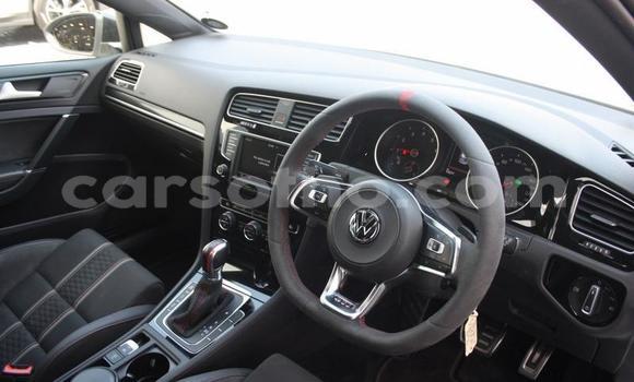 اشتري مستعمل Volkswagen Golf GTI White سيارة في Roma في Maseru اشتري مستعمل Volkswagen Golf GTI White سيارة في Roma في Maseru