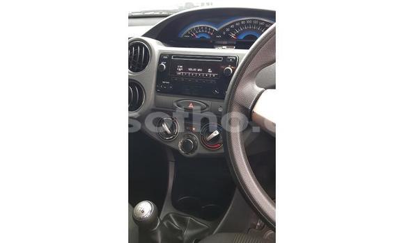 Acheter Occasion Voiture Toyota Etios Rouge à Maseru, Maseru Acheter Occasion Voiture Toyota Etios Rouge à Maseru, Maseru