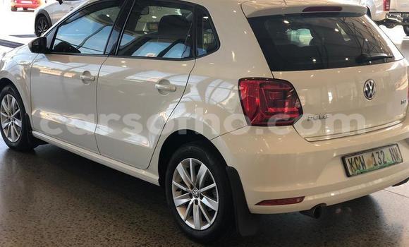 Acheter Occasion Voiture Volkswagen Polo Blanc à Maseru, Maseru Acheter Occasion Voiture Volkswagen Polo Blanc à Maseru, Maseru