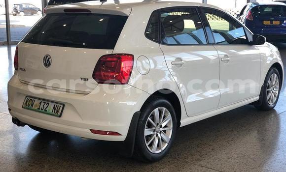 Acheter Occasion Voiture Volkswagen Polo Blanc à Maseru, Maseru Acheter Occasion Voiture Volkswagen Polo Blanc à Maseru, Maseru