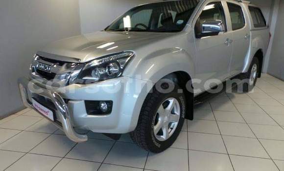 Acheter Occasion Voiture Isuzu KB Gris à Butha–Buthe, Thaba-Tseka Acheter Occasion Voiture Isuzu KB Gris à Butha–Buthe, Thaba-Tseka