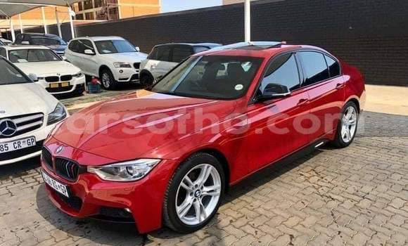 Acheter Occasion Voiture BMW 3–Series Rouge à Butha–Buthe, Thaba-Tseka Acheter Occasion Voiture BMW 3–Series Rouge à Butha–Buthe, Thaba-Tseka