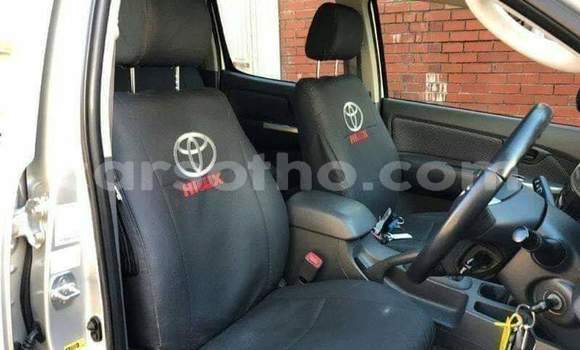 Acheter Occasion Voiture Toyota Hilux Gris à Butha Buthe, Butha-Buthe Acheter Occasion Voiture Toyota Hilux Gris à Butha Buthe, Butha-Buthe