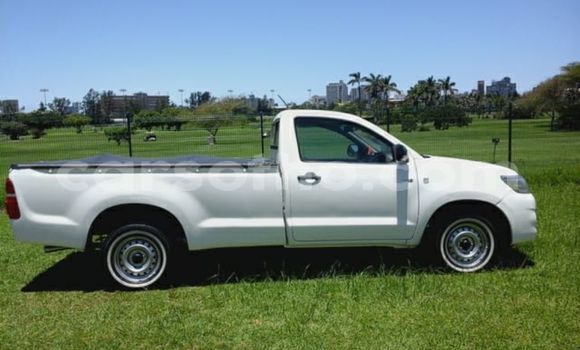 اشتري مستعمل Toyota Hilux White سيارة في Mafeteng في Mafeteng اشتري مستعمل Toyota Hilux White سيارة في Mafeteng في Mafeteng