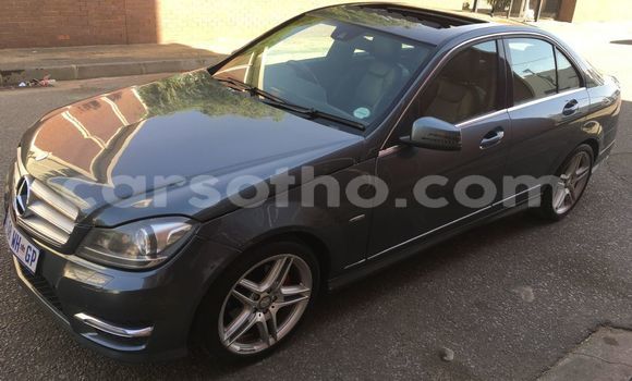 اشتري مستعمل Mercedes-Benz C–Class Black سيارة في Maseru في Maseru اشتري مستعمل Mercedes-Benz C–Class Black سيارة في Maseru في Maseru