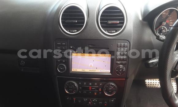 اشتري مستعمل Mercedes-Benz ML–Class White سيارة في Maseru في Maseru اشتري مستعمل Mercedes-Benz ML–Class White سيارة في Maseru في Maseru