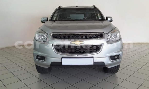 اشتري مستعمل Chevrolet TrailBlazer Silver سيارة في Butha Buthe في Butha-Buthe اشتري مستعمل Chevrolet TrailBlazer Silver سيارة في Butha Buthe في Butha-Buthe