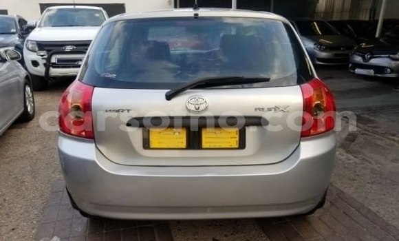Sayi Na hannu Toyota Runx Silver Mota in Butha–Buthe a Thaba-Tseka Sayi Na hannu Toyota Runx Silver Mota in Butha–Buthe a Thaba-Tseka