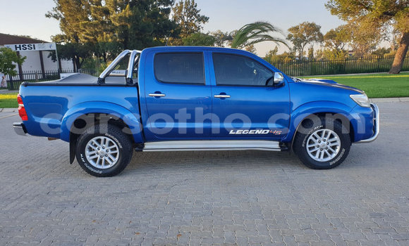 Sayi Na hannu Toyota Hilux Blue Mota in Hlotse a Leribe Sayi Na hannu Toyota Hilux Blue Mota in Hlotse a Leribe