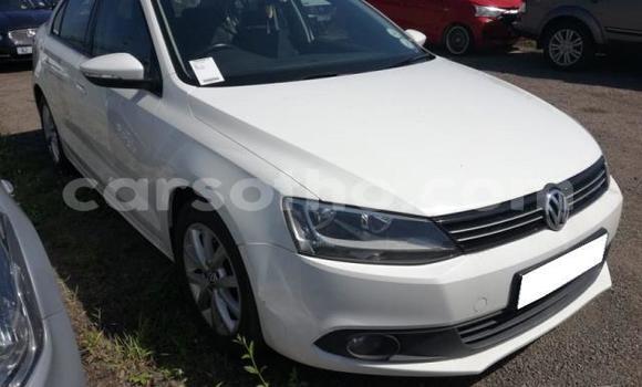 Sayi Na hannu Volkswagen Jetta White Mota in Roma a Maseru Sayi Na hannu Volkswagen Jetta White Mota in Roma a Maseru