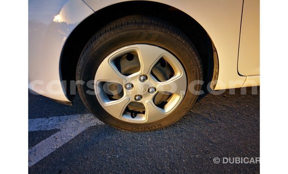 Sayi Imported Kia Picanto White Mota in Import - Dubai a Maseru Sayi Imported Kia Picanto White Mota in Import - Dubai a Maseru