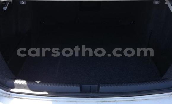 Sayi Na hannu Volkswagen Jetta White Mota in Roma a Maseru Sayi Na hannu Volkswagen Jetta White Mota in Roma a Maseru