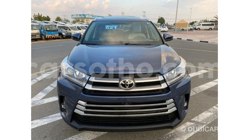 Big with watermark toyota highlander maseru import dubai 15369