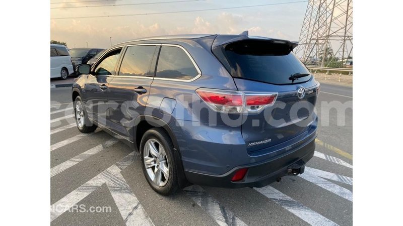 Big with watermark toyota highlander maseru import dubai 15369